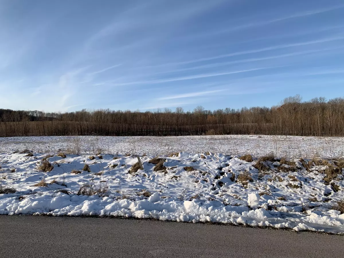 Waldo, WI 53093,812 Pheasant Run Unit Lt23