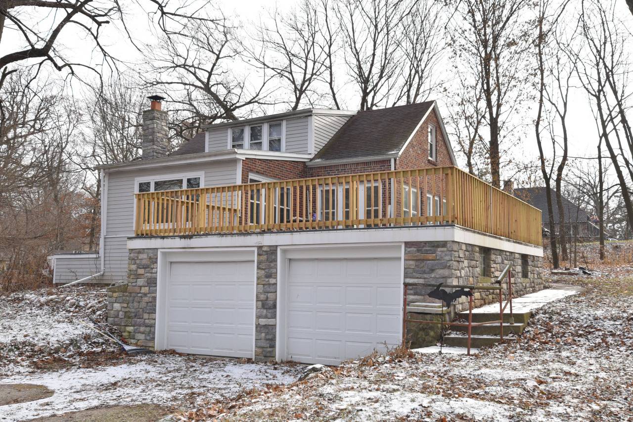 13109 W Prospect Dr, New Berlin, WI 53151