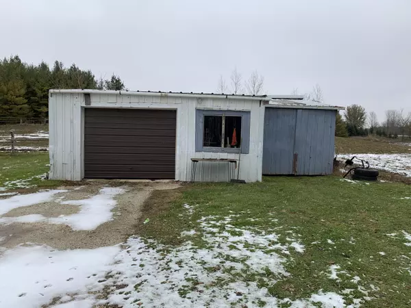 Cato, WI 54230,10315 Decker Road