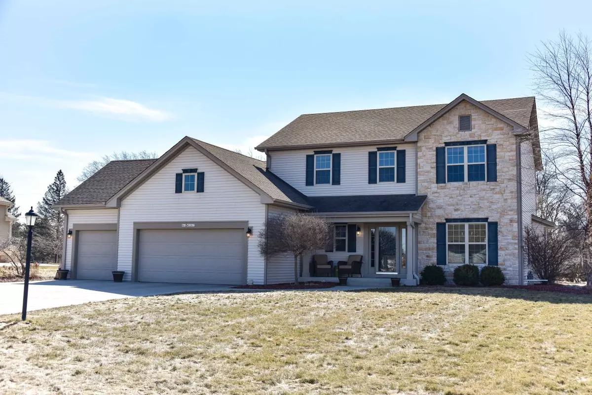 Pewaukee, WI 53072,N41W22817 Sunder Creek Dr