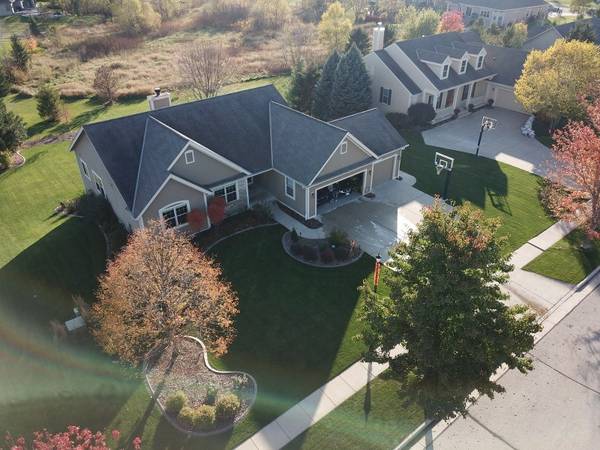 417 Fritz Way, Mukwonago, WI 53149