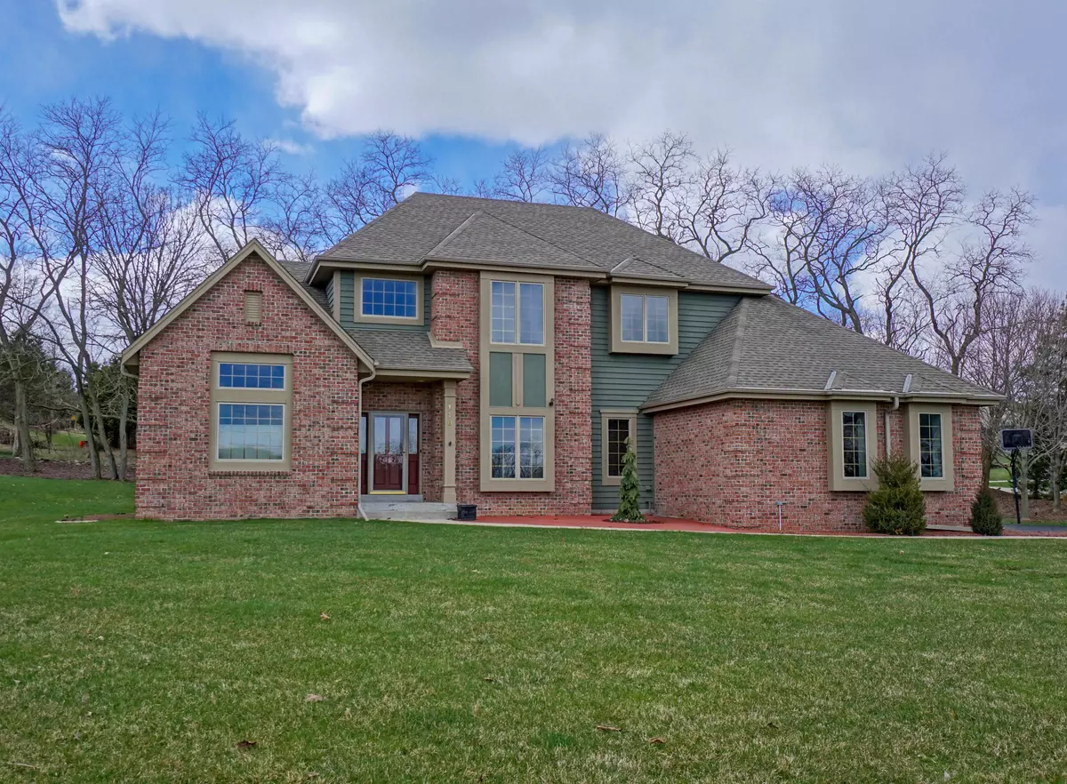 Delafield, WI 53018,118 Steeple Pointe Dr