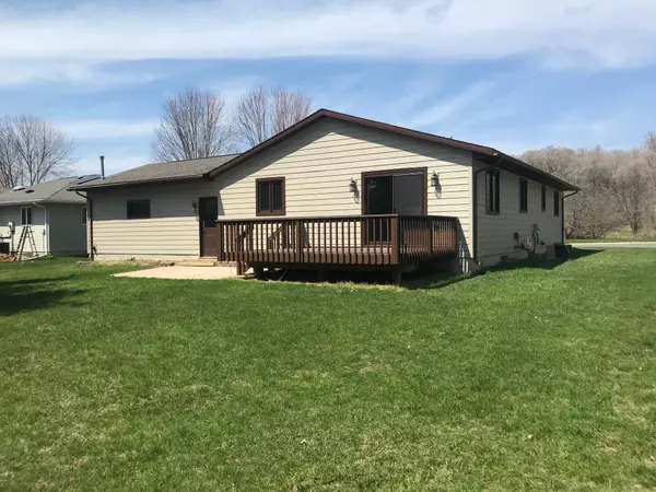 Stoddard, WI 54658,920 HICKORY LN