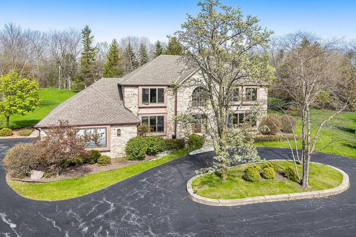 Mequon, WI 53092,10234 N Trillium Rd