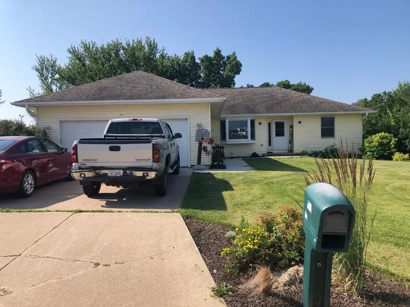 194 Katie Ln, Cashton, WI 54619