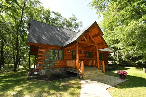 N3576 Katie Ln, Mecan, WI 53949