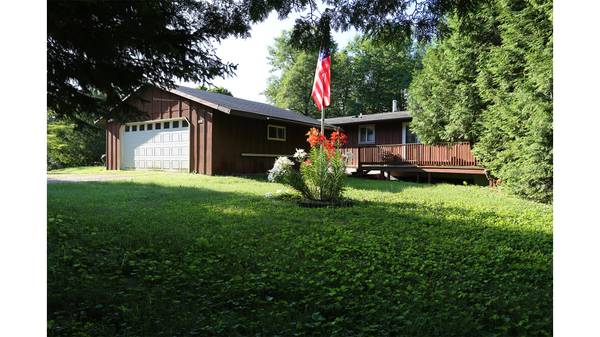 7415 Scheffler Rd, Newton, WI 53063