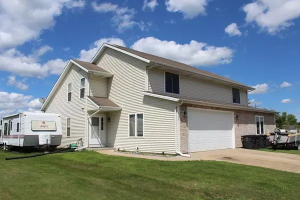 Waterford, WI 53185,518 6th St Unit A/B