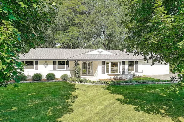2665 N 130th St, Brookfield, WI 53005