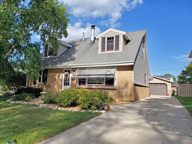 3800 S 75th St, Milwaukee, WI 53220