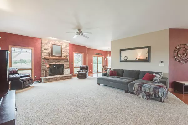 Mequon, WI 53097,13350 N Laurel Ln