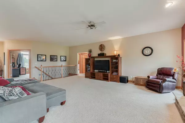 Mequon, WI 53097,13350 N Laurel Ln