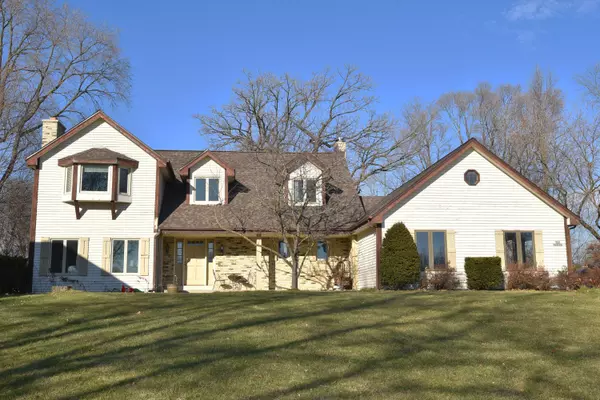 Pewaukee, WI 53186,N28W22164 Indianwood Ct