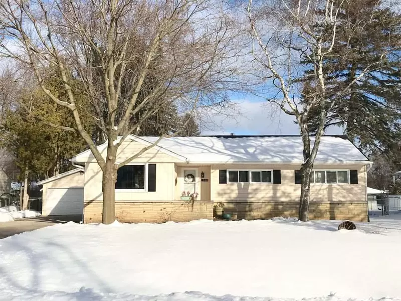 5312 W Wabash Ave, Brown Deer, WI 53223