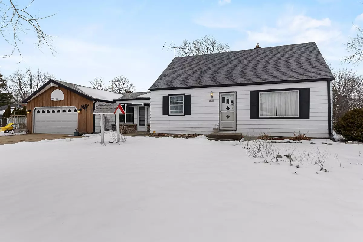 New Berlin, WI 53151,1551 S 164th St