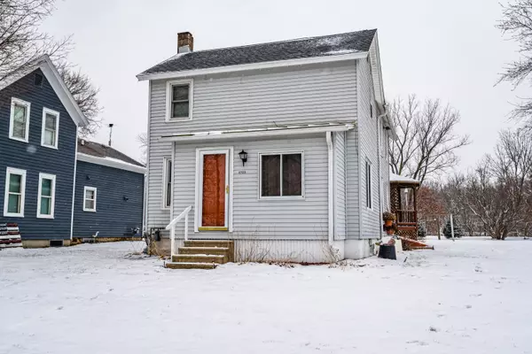 1725 Bangor St, Bangor, WI 54614