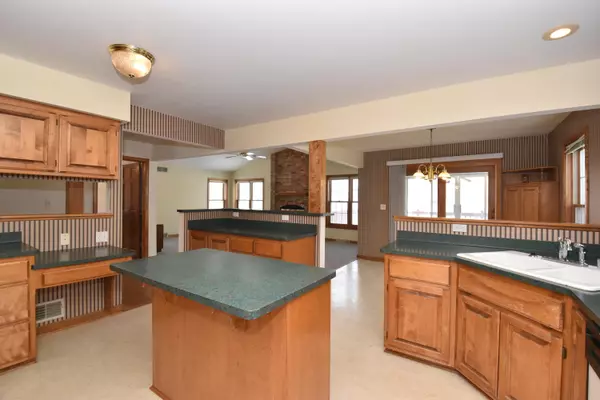 Franklin, WI 53132,3792 W Cypress Ln