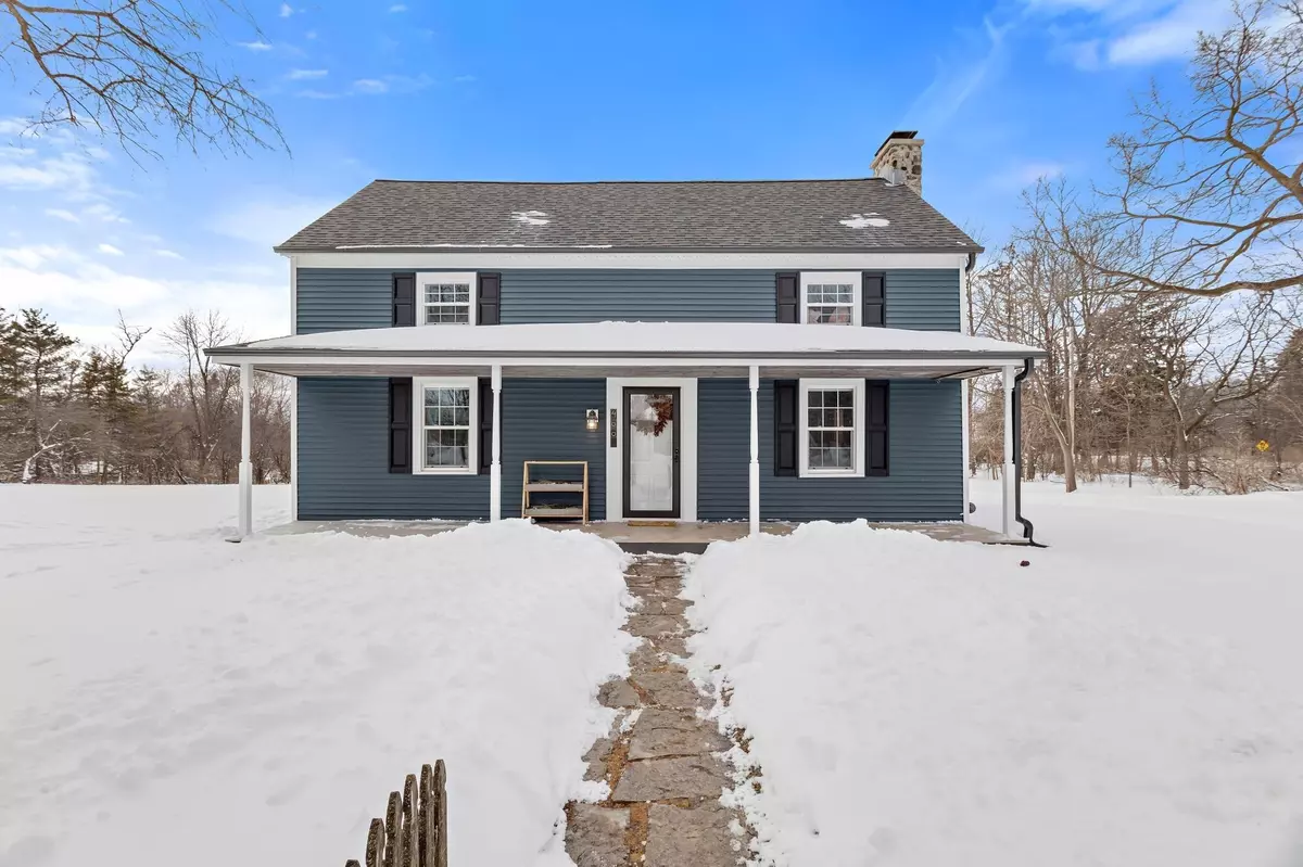 Mequon, WI 53092,4001 W Mequon Rd
