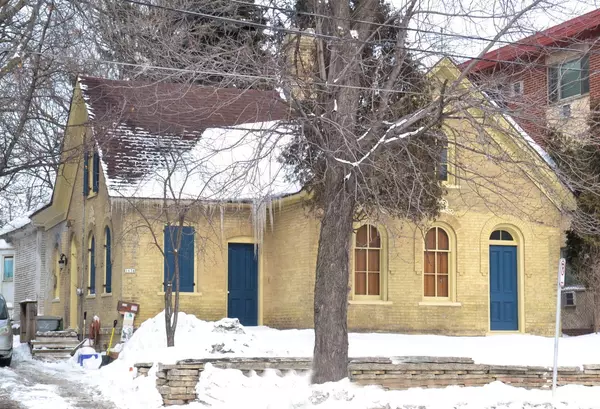 1636 W National Ave, Milwaukee, WI 53204