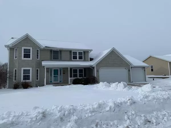 904 Audubon Rd, Howards Grove, WI 53083