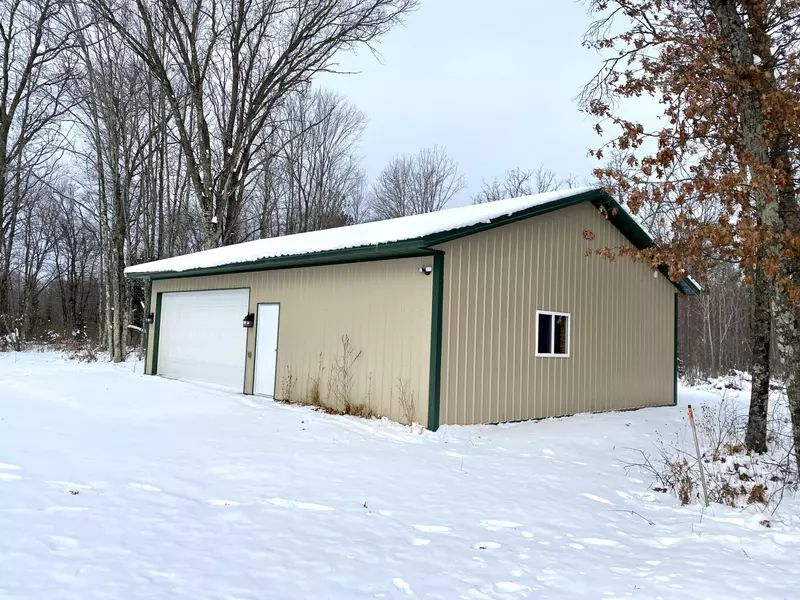 W8020 Amberg Wausaukee Rd, Amberg, WI 54177