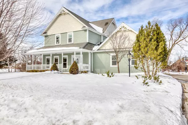 N52W17314 Hidden Ln, Menomonee Falls, WI 53051