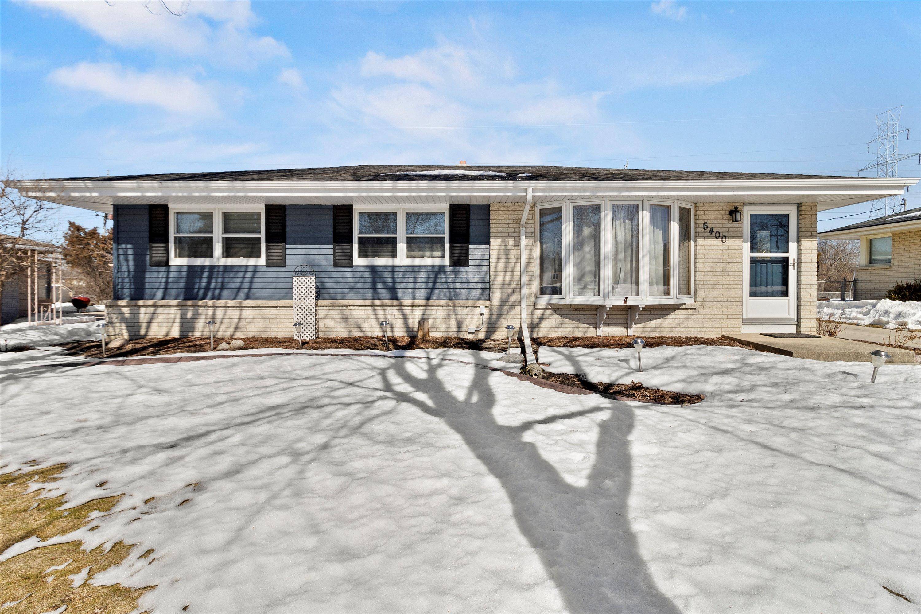 6400 W Plainfield Ave, Greenfield, WI 53220
