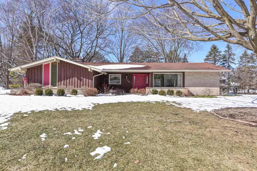 235 S Rolland Rd, Brookfield, WI 53005