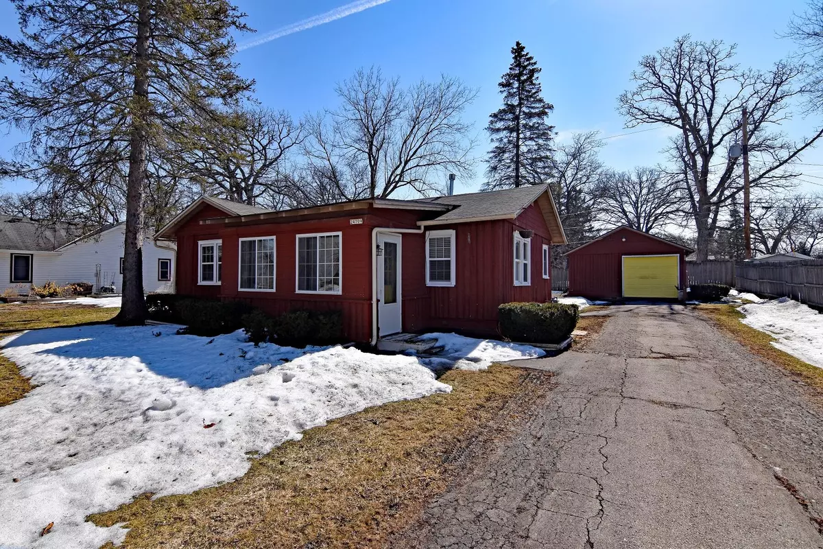 Paddock Lake, WI 53168,24709 67th St