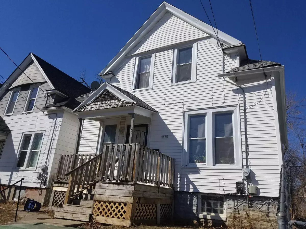 Milwaukee, WI 53208,1925 N 30th St