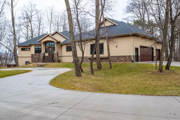 Hamilton, WI 54669,W2703 Lake Rd