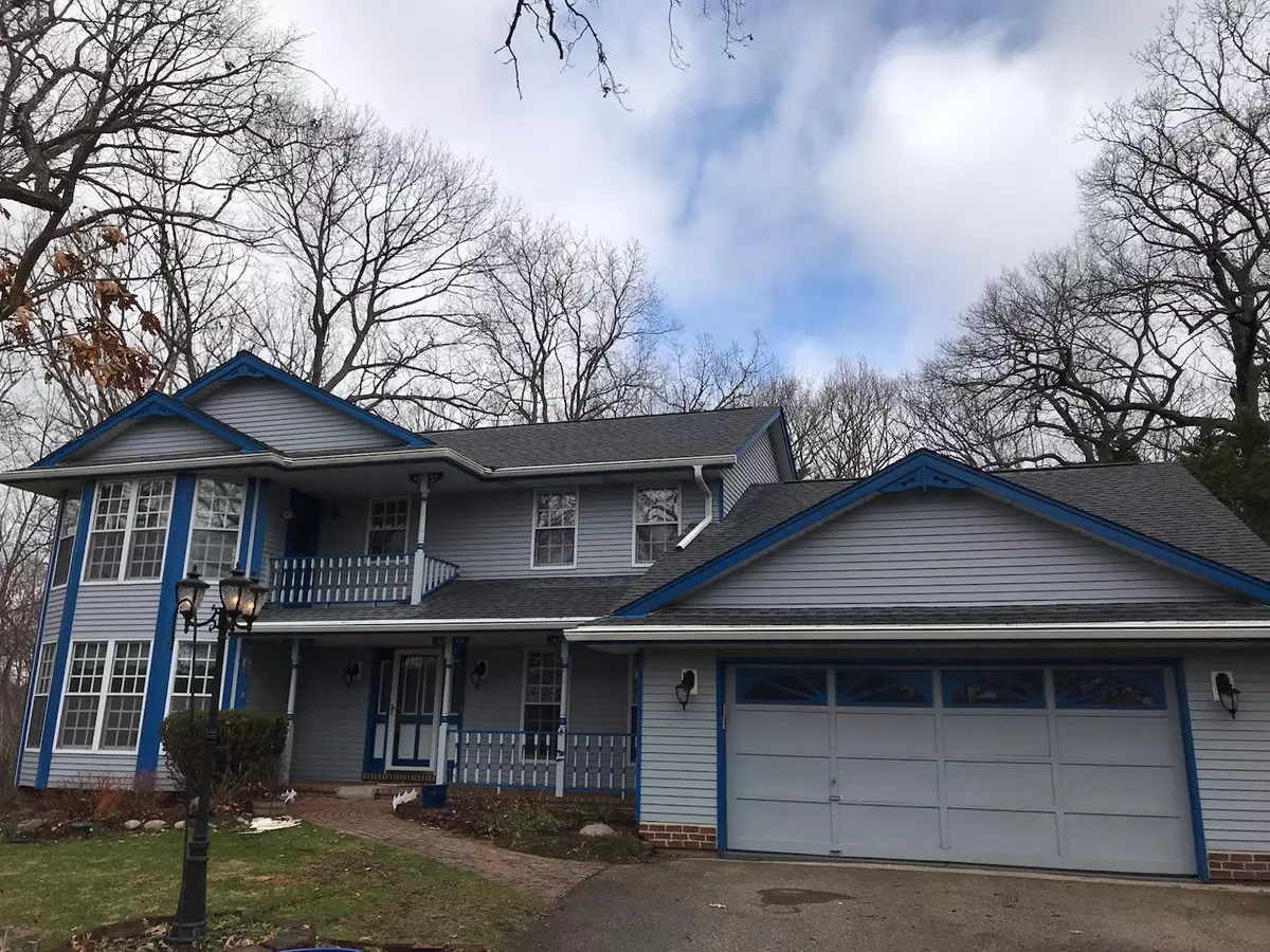 Delafield, WI 53029,2409 Oakwood Rd