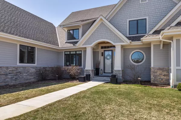 Mequon, WI 53097,13675 N Legacy Hills Dr