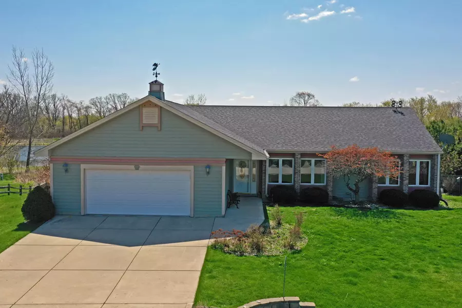 4133 Felicia Run, Dover, WI 53139