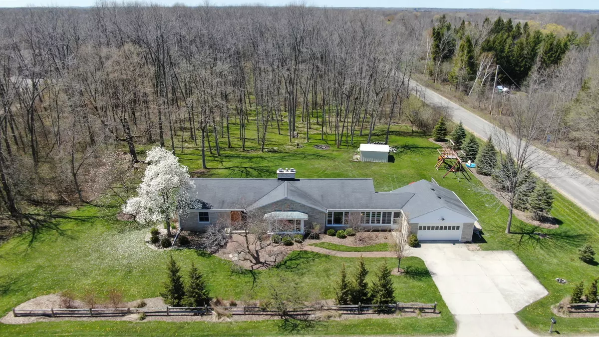 Mequon, WI 53092,12345 N Lake Shore Dr