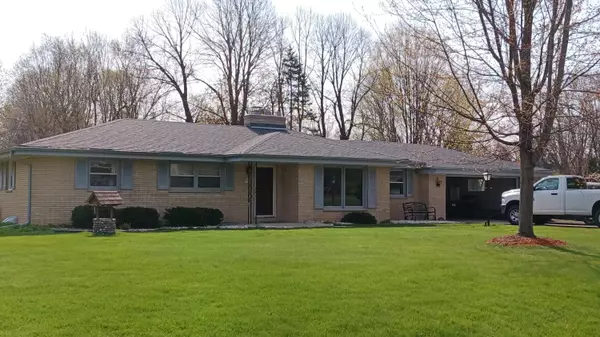 W202N11488 Merkel Dr, Germantown, WI 53022