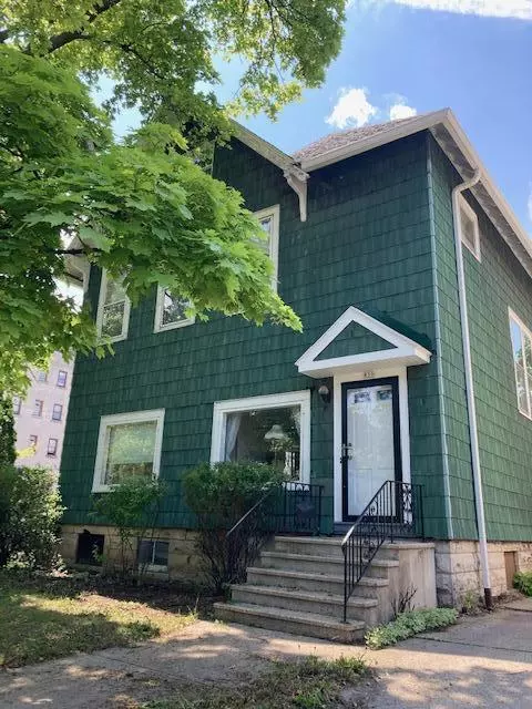 Milwaukee, WI 53208,839 N 29th St