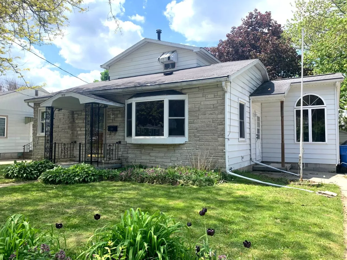 Watertown, WI 53094,1410 Randolph St