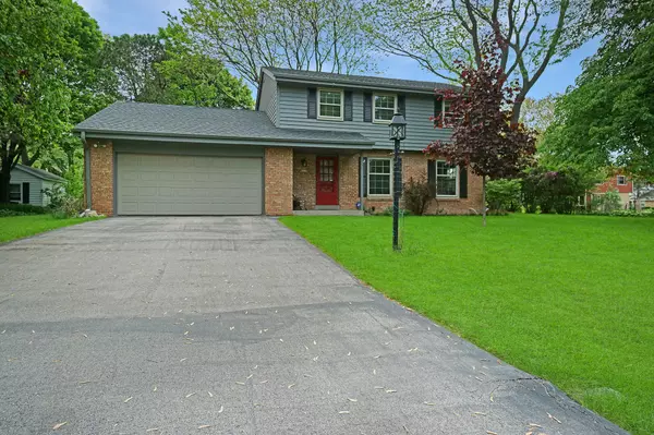 Glendale, WI 53217,6410 N Bittersweet Ln