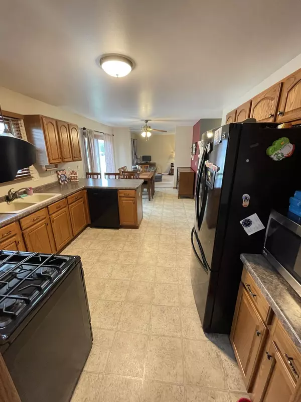 Mount Pleasant, WI 53406,5941 Wynbrook Ct