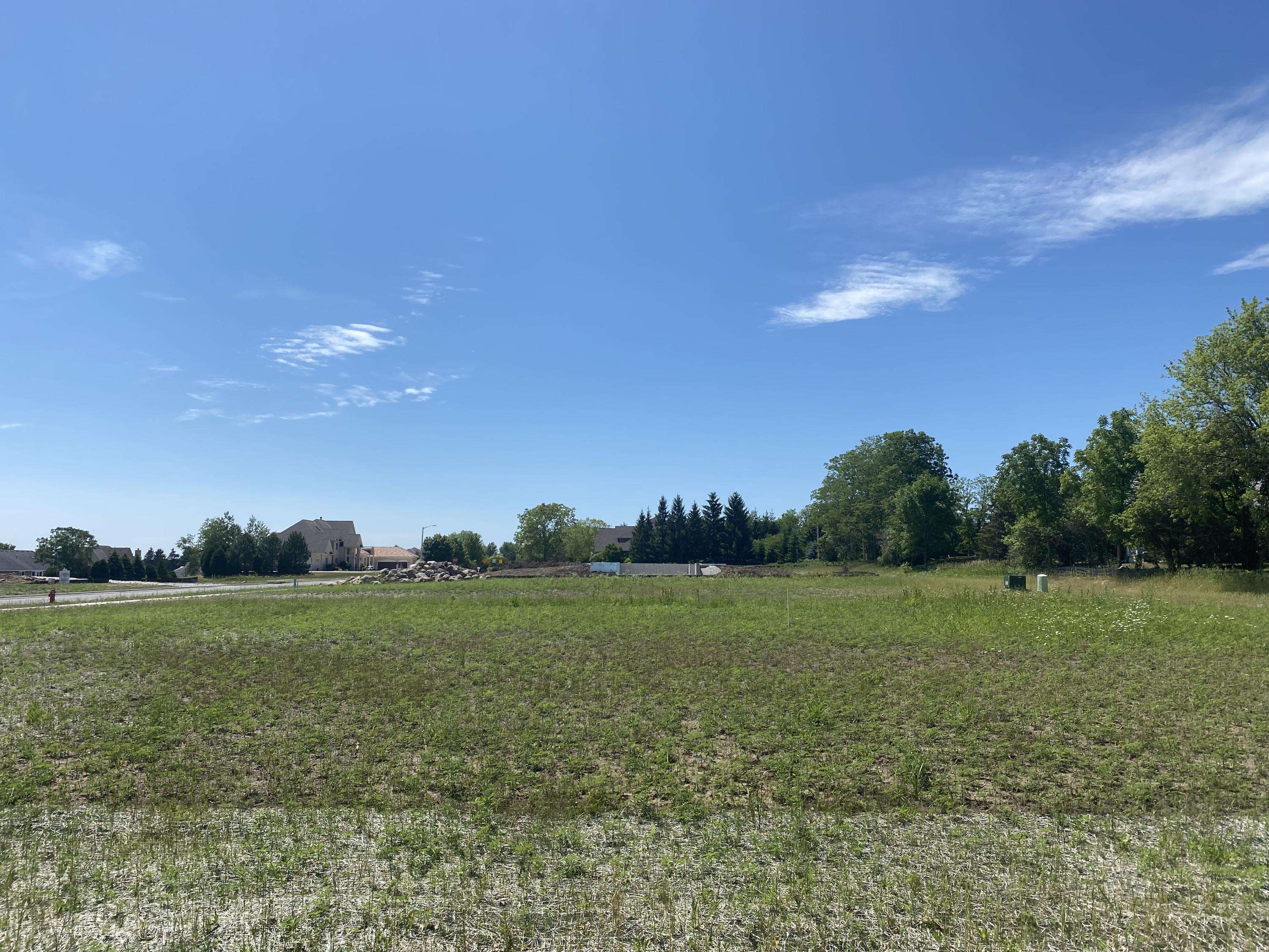 9080 W Warwick Way, Franklin, WI 53132