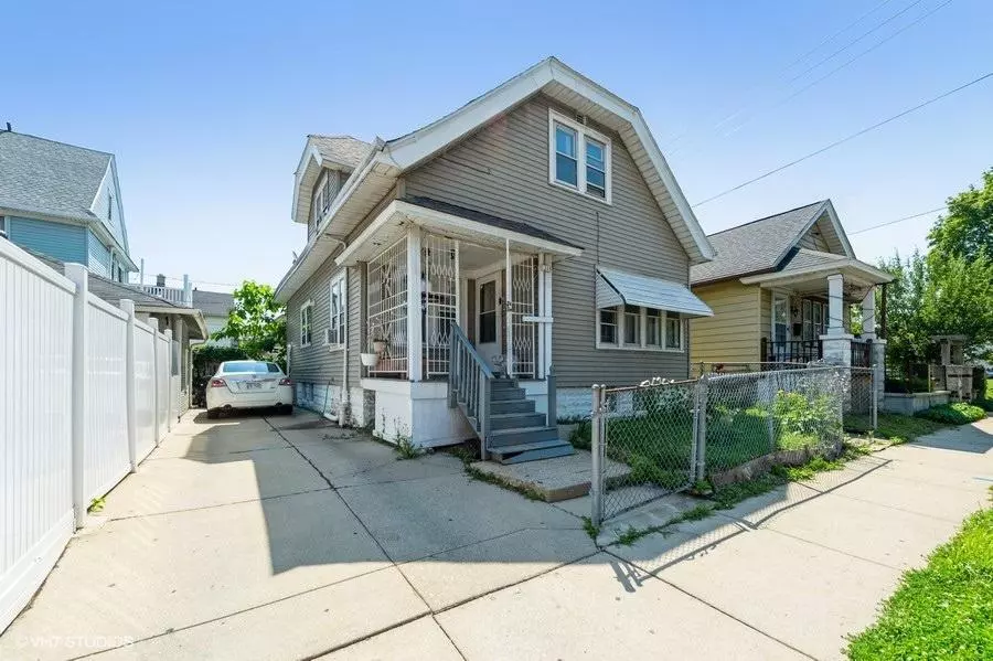Milwaukee, WI 53204,1208 S 11th St