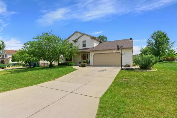 Oak Creek, WI 53154,2735 E Emily Ave