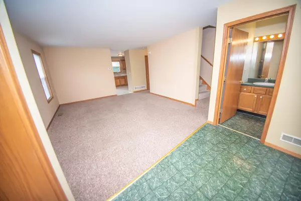 Elkhorn, WI 53121,626 N Sandy Ln Unit 2