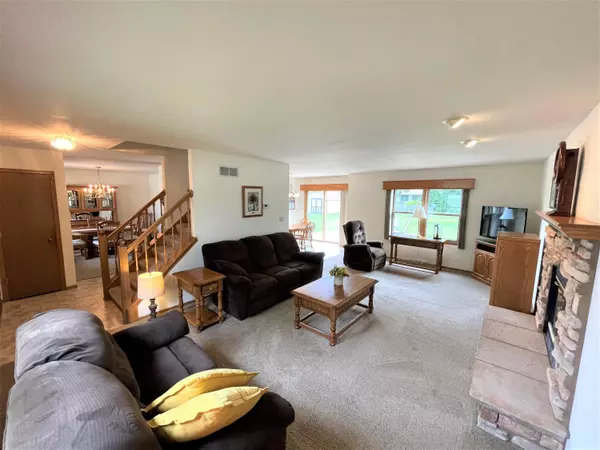 Oak Creek, WI 53154,8200 S Alisa Ln