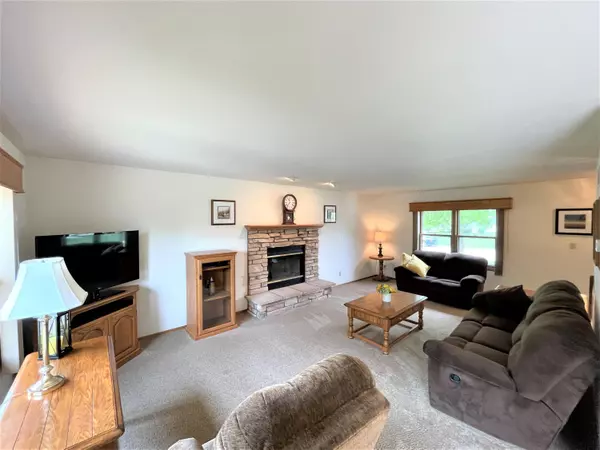 Oak Creek, WI 53154,8200 S Alisa Ln