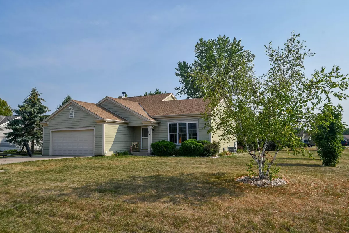 Eagle, WI 53119,104 Hawthorne Dr