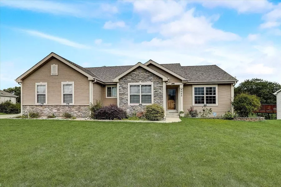 9042 Brandybrook Trl, Brown Deer, WI 53223