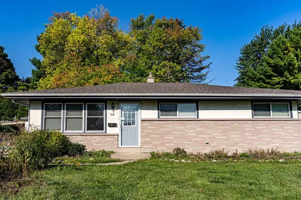 675 Wheelock Ave, Hartford, WI 53027
