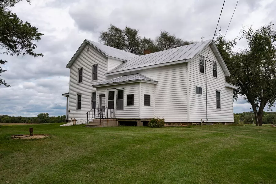 W2845 County Road A, Farmington, WI 54644